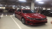 Kia Optima mới âm thầm về đại lý, nâng cấp trang bị đấu Toyota Camry 2019 sắp ra mắt