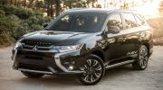 Mua SUV tầm một tỷ nên chọn xe nào?