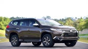 Ế ẩm triền miên, Mitsubishi Pajero Sport giảm cả gần trăm triệu trong tháng 8