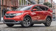 Nam, nên mua Honda CR-V hay Hyundai Santa Fe?