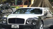 Phát hiện siêu xe Bentley đeo biển kiểm soát giả