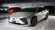 Lộ diện thiết kế hoàn chỉnh của Lexus RZ: Nhiều điểm giống RX