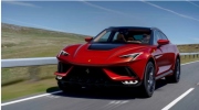 Ferrari tung logo mới cho năm 2022, có thể gắn lên SUV mới cạnh tranh Urus
