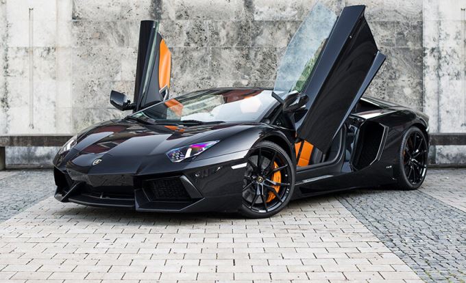 Trả giá 9,2 tỷ USD không bán, 'đại gia' hỏi mua hãng xe Lamborghini giá  11,5 tỷ USD