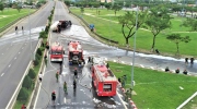 NÓNG: Xe bồn chở 20 tấn gas lật tại cầu vượt Hoà Cầm, nguy cơ cháy nổ rất cao