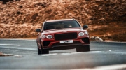 Bentley Bentayga S 2022 khởi điểm từ 17 tỷ đồng