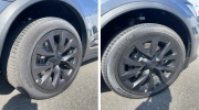 Xe tiền tỷ nhưng dùng lốp lệch tông, Tesla đang nhận 