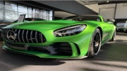 Thêm Mercedes-AMG GT R lên đường về Việt Nam