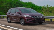 Suzuki Ertiga Hybrid nhận cọc, thổi 