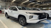 Đại lý tiết lộ lý do Mitsubishi Triton giảm giá kỷ lục còn 550 triệu: Đều xe mới