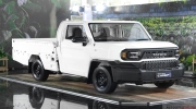 Toyota Hilux Champ ra mắt: Giá quy đổi từ 317 triệu, tùy biến nhiều kiểu dáng