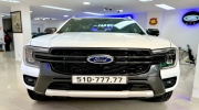 Ford Ranger biển ngũ quý 7 được rao bán giá 2,4 tỷ đồng