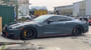 Nissan GT-R Nismo đầu tiên về Việt Nam: Toàn đồ chơi hàng thửa