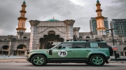 Tay chơi Việt đem Land Rover Defender 7 tỷ xuyên Đông Nam Á