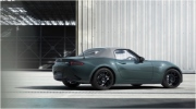 Mazda hồi sinh màu xanh trên MX-5 Miata