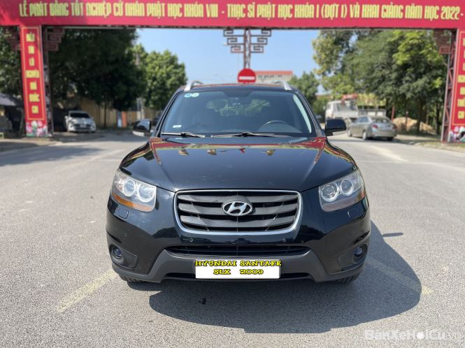 Hyundai Santa Fe đời cực sâu màu đen rao bán giá giật mình